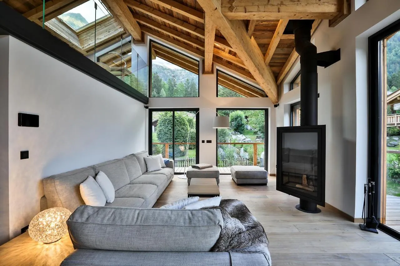 Black Stone Chalet Villa Chamonix 0*,  France